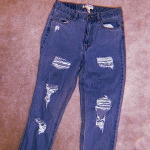 H&M Coachella Collection ripped jeans!